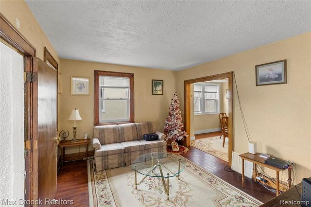 113 Kemp Street, Pontiac, MI 48342