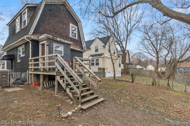 113 Kemp Street, Pontiac, MI 48342