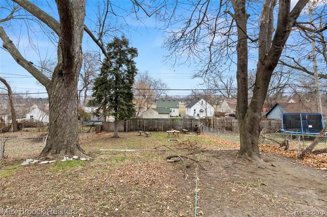 113 Kemp Street, Pontiac, MI 48342