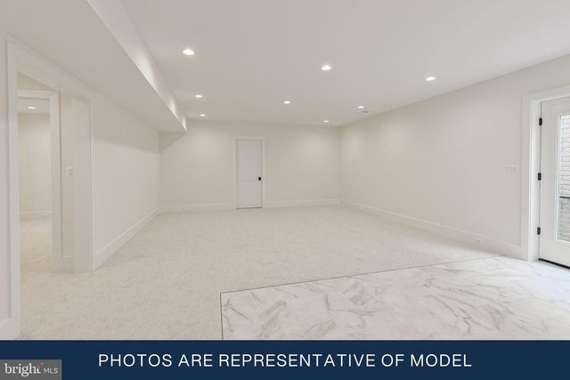 3113 8TH ST N, Arlington, VA 22201