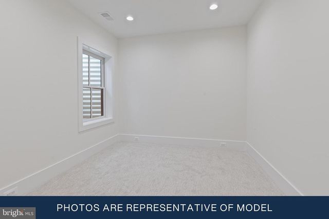 3113 8TH ST N, Arlington, VA 22201