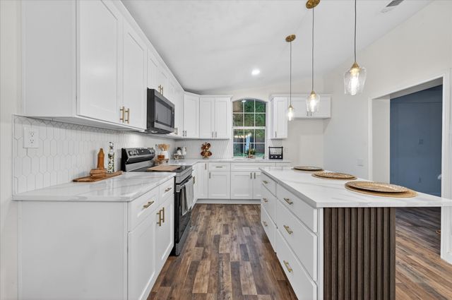 538 Pemberton Hill Road, Dallas, TX 75217