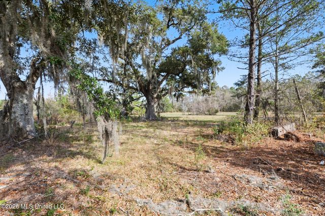 9061 Ms-603, Bay Saint Louis, MS 39520