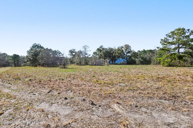 9061 Ms-603, Bay Saint Louis, MS 39520