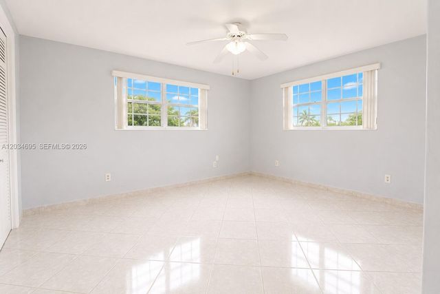 9120 SW 16th St, Miami, FL 33165