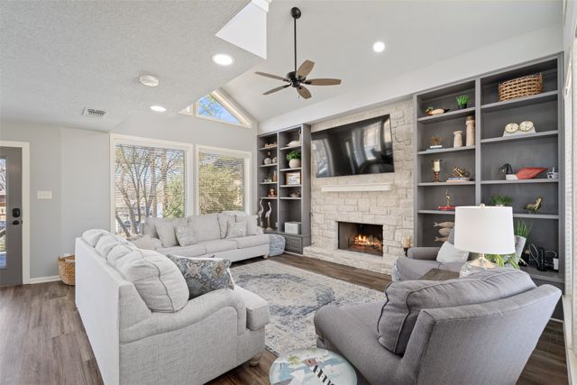 601 Yawl Drive, Tool, TX 75143