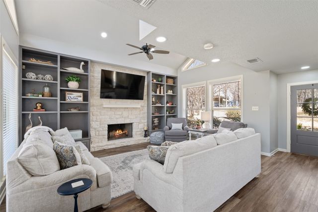 601 Yawl Drive, Tool, TX 75143