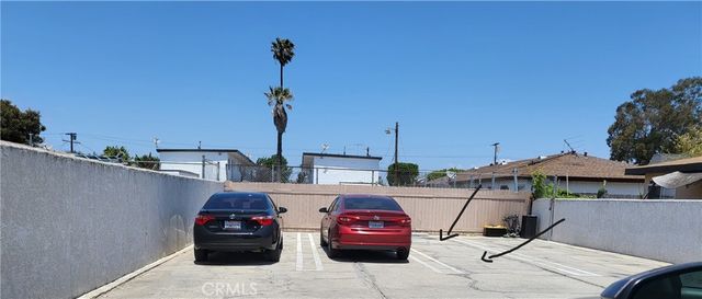 1533 Plaza Del Amo 4, Torrance, CA 90501