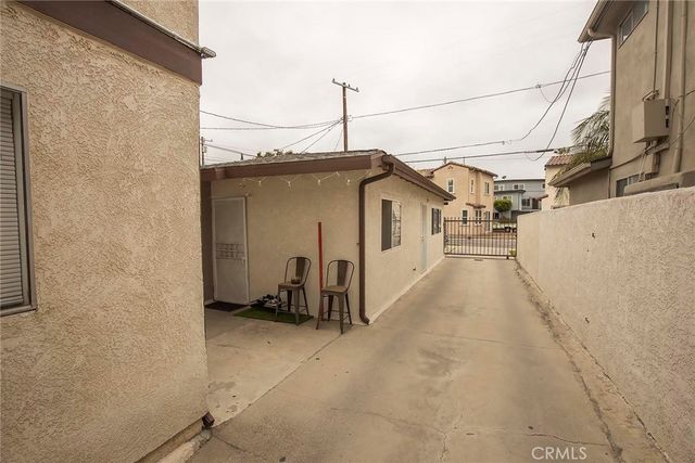 1533 Plaza Del Amo 4, Torrance, CA 90501