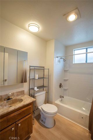 1533 Plaza Del Amo 4, Torrance, CA 90501