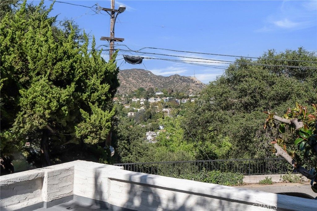 Image 39 of property listing at 7166 Woodrow Wilson, Los Angeles, CA 90068