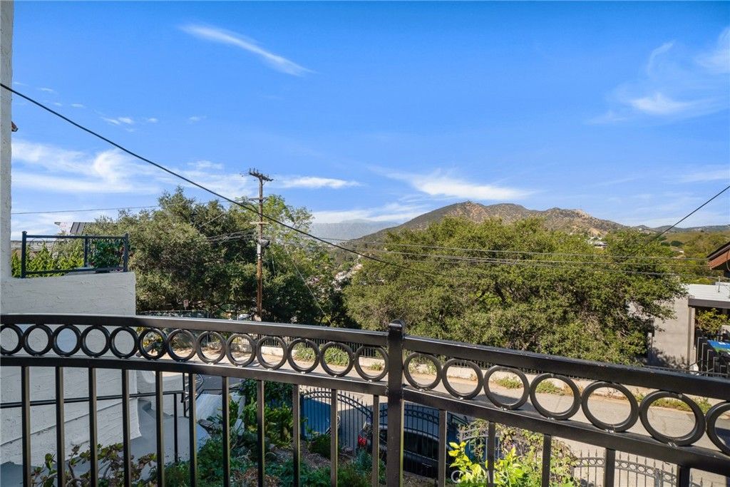 Image 44 of property listing at 7166 Woodrow Wilson, Los Angeles, CA 90068