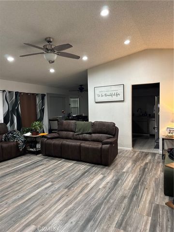 15984 Coronado, Victorville, CA 92394