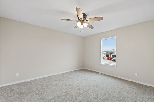 834 Indigo Drive, Palo, IA 52324