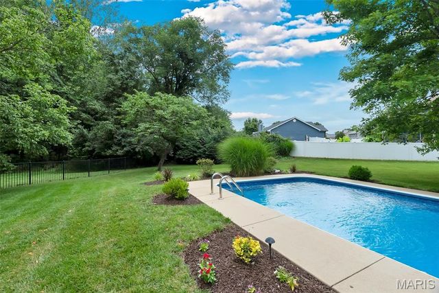 5280 Summer Circle, Imperial, MO 63052