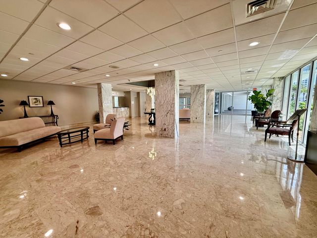 3300 NE 36th Street 507, Fort Lauderdale, FL 33308