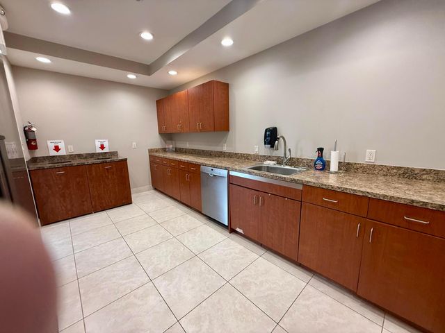 3300 NE 36th Street 507, Fort Lauderdale, FL 33308