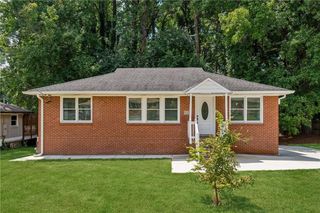 690 Green Acres SE Road, Smyrna, GA 30080