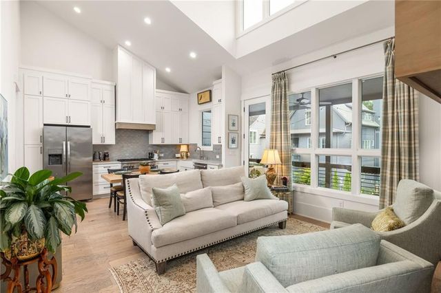 10866 Serenbe Lane, Chattahoochee Hills, GA 30268