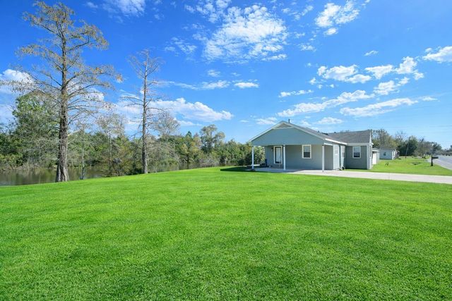 2381 Highway 1, Raceland, LA 70394