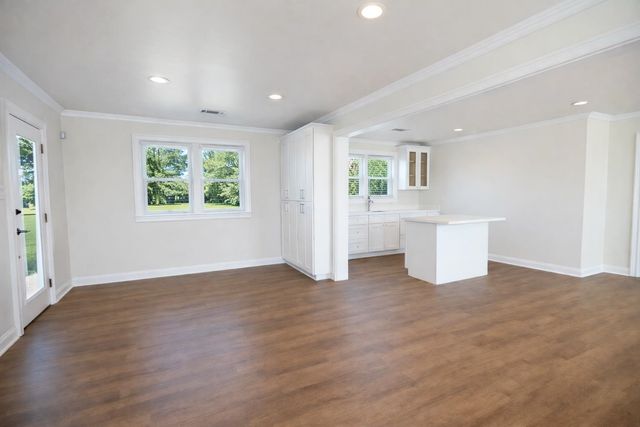 2381 Highway 1, Raceland, LA 70394