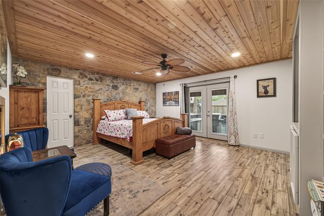 218 Beaumont Drive, Magnolia, TX 77354