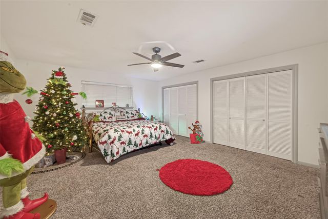 218 Beaumont Drive, Magnolia, TX 77354