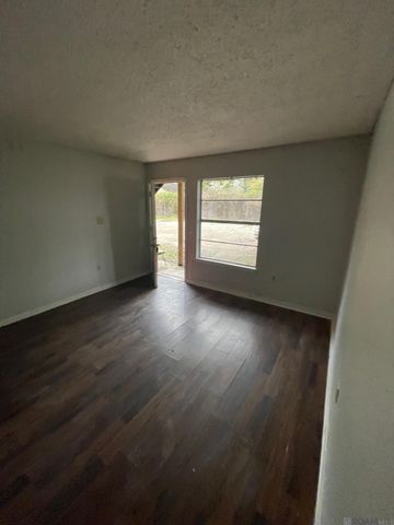 5125 Weston St, Baker, LA 70714