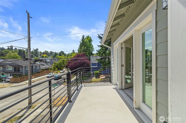 101 Martin Luther King Jr Way East E, Seattle, WA 98112