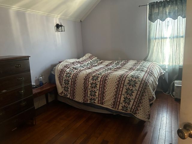 210 Clifford St., New Bedford, MA 02745