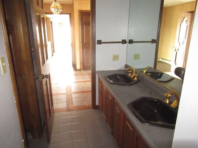 153 Lake Road, Seymour, IL 61875