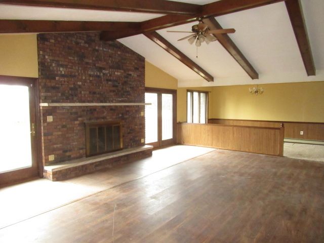 153 Lake Road, Seymour, IL 61875