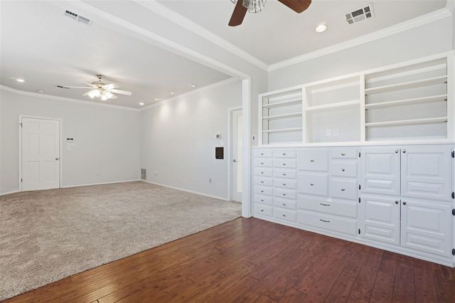 310 NW 32nd St, Lawton, OK 73505