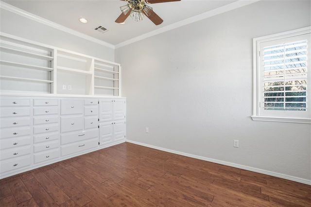 310 NW 32nd St, Lawton, OK 73505