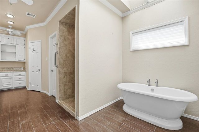 310 NW 32nd St, Lawton, OK 73505