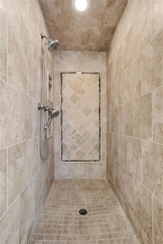 310 NW 32nd St, Lawton, OK 73505