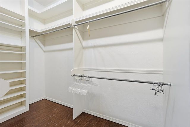 310 NW 32nd St, Lawton, OK 73505