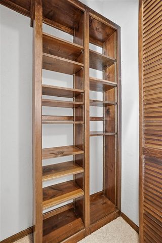 310 NW 32nd St, Lawton, OK 73505