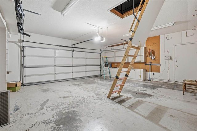 310 NW 32nd St, Lawton, OK 73505