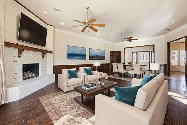 310 NW 32nd St, Lawton, OK 73505