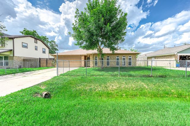 12930 Dakar Drive, Houston, TX 77065