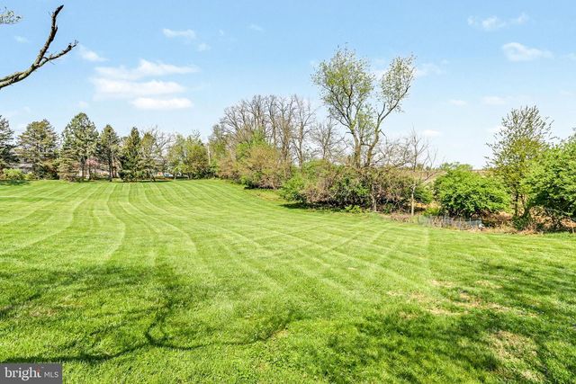 610 COLONIAL VIEW ROAD, Mechanicsburg, PA 17055