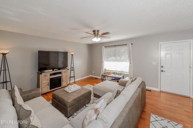 3919 Morganton Rd, Maryville, TN 37801