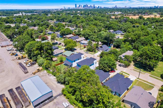 2828 Rochester Street, Dallas, TX 75215