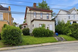 2949 Chartiers Ave, Sheraden, PA 15204