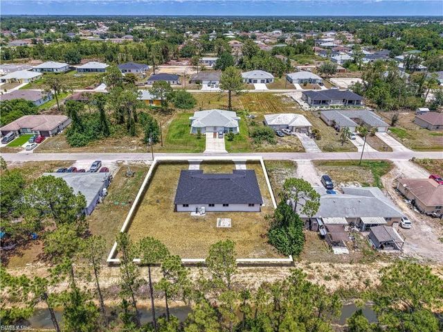 4735 28th ST SW, Lehigh Acres, FL 33973