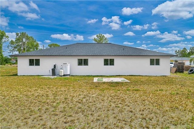4735 28th ST SW, Lehigh Acres, FL 33973