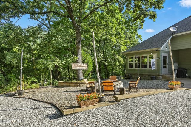 201 Tee Lane, Carl Junction, MO 64834