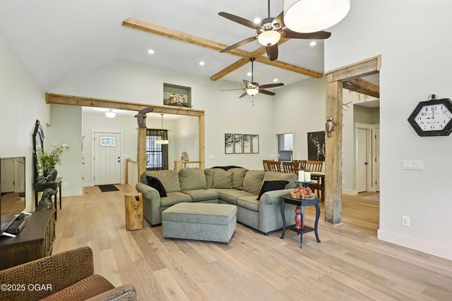 201 Tee Lane, Carl Junction, MO 64834