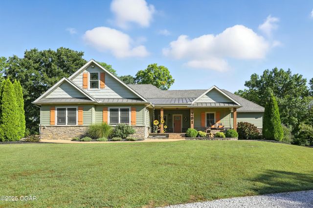 201 Tee Lane, Carl Junction, MO 64834